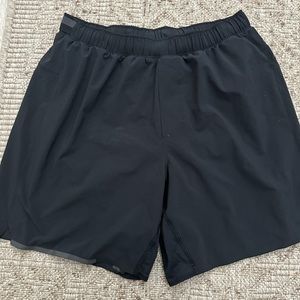 Men’s lululemon 7” shorts